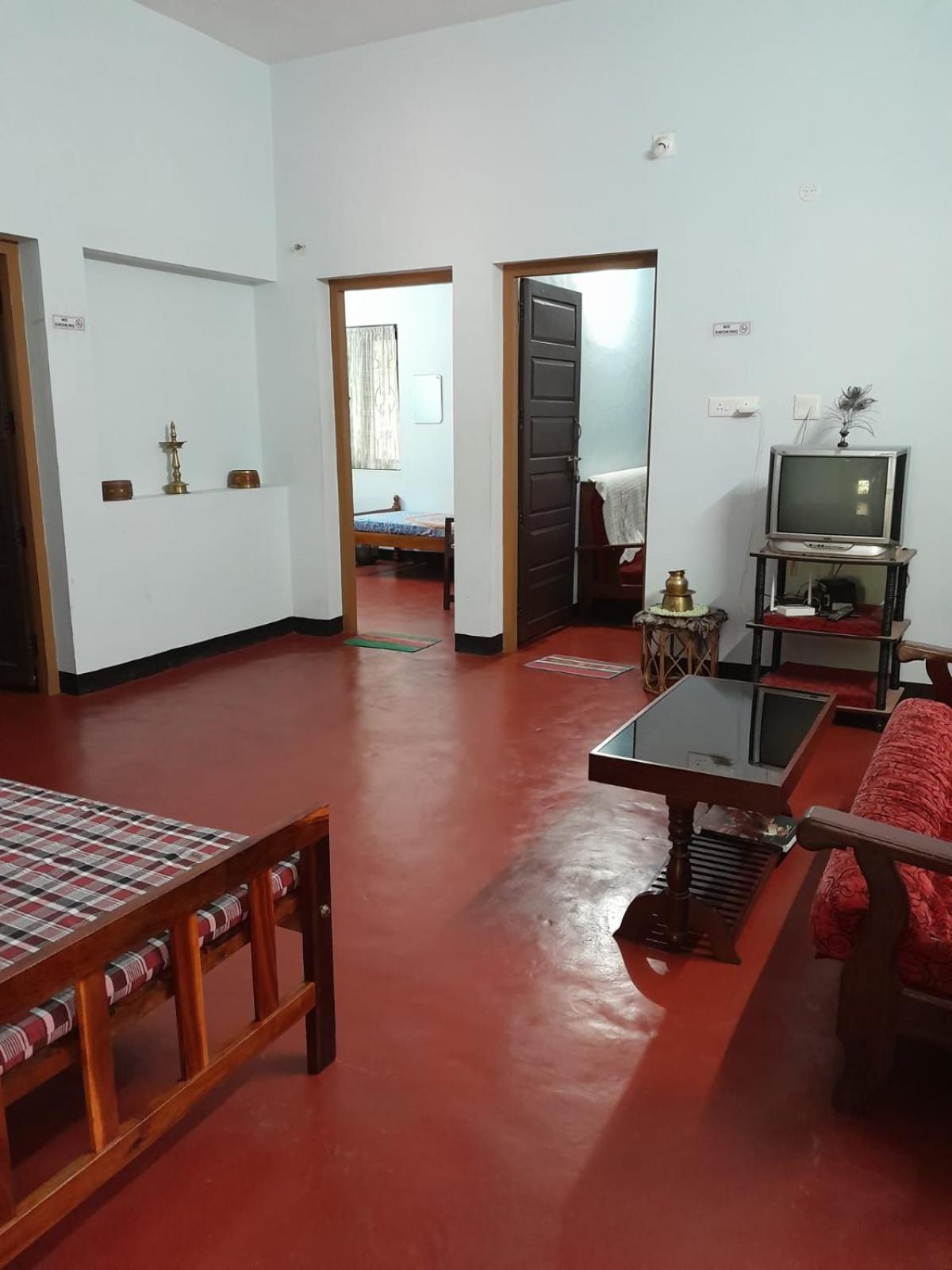 Kenoth Thaliyil Mana, Heritage Homestay Payyannur Exteriör bild